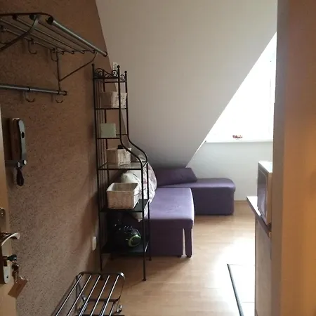 아파트 Magura 37 *